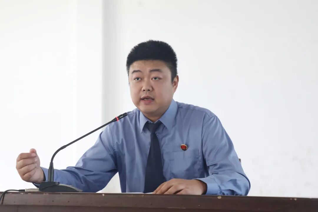 “典”护青绿——鼎城检察开展生态环境法典进校园活动